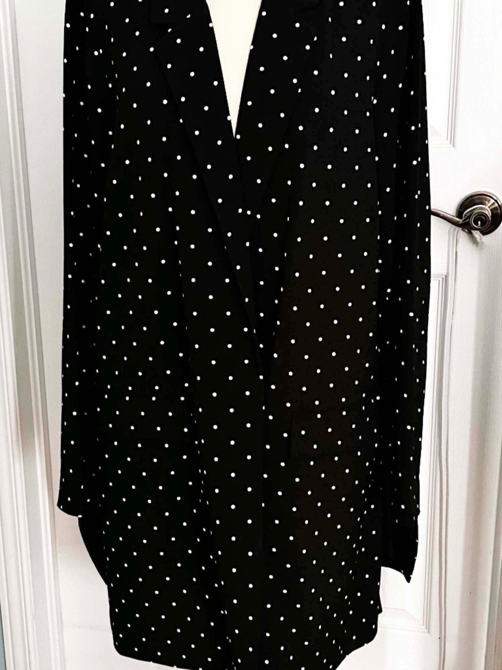 BLAZER, LONG LENGTH, BLACK WITH WHITE POLKA DOTS, SIZE 4X, OPEN FRONT, SUIT COLL